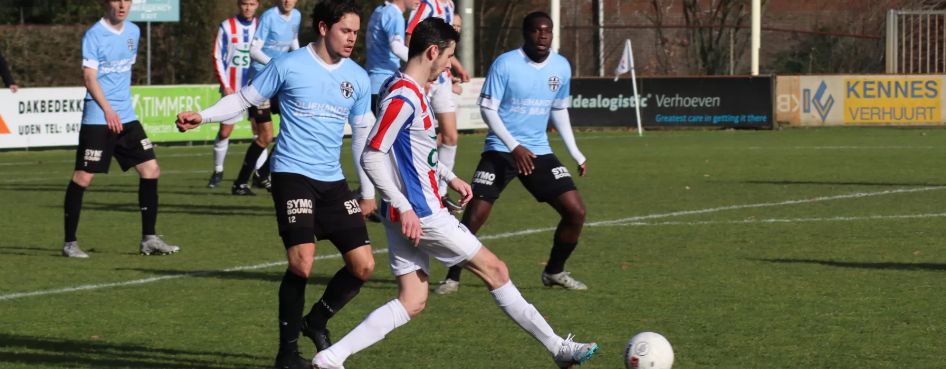 Roald van Hout stopt met voetbal om meer tijd met gezin door te brengen